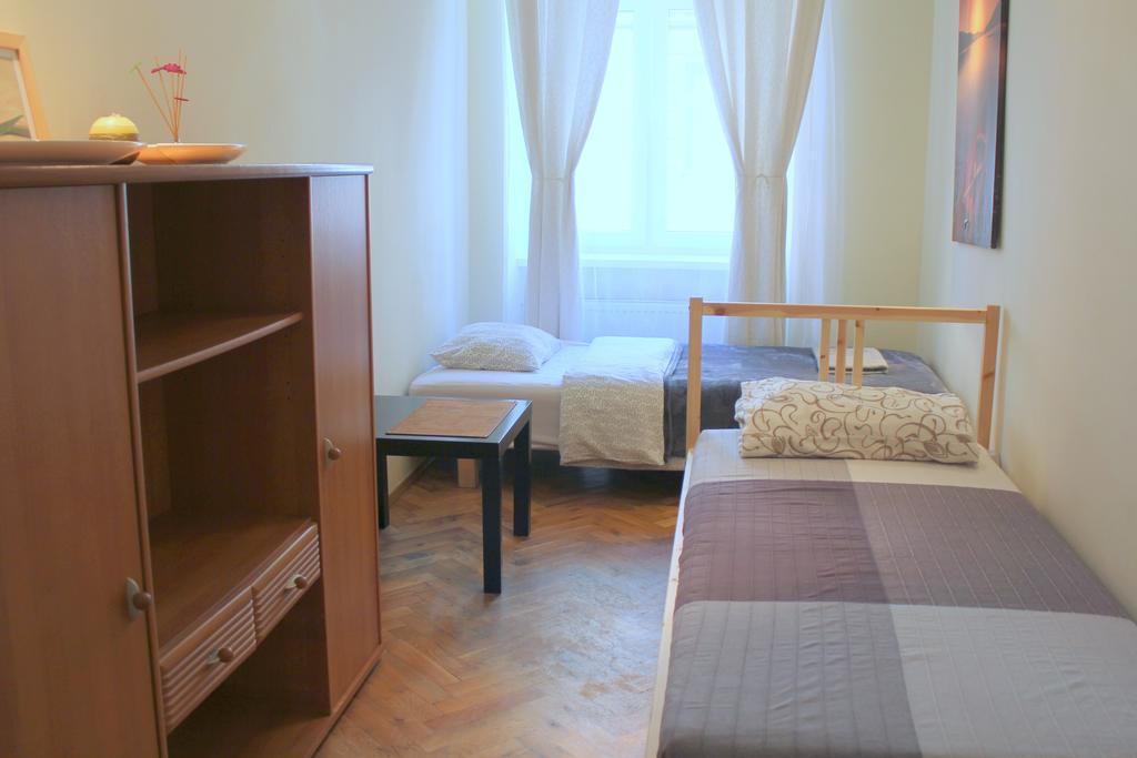 4Party Apartment Krakow Exterior photo